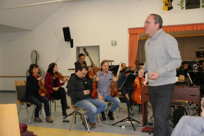 2019_01_30_neujahrskonzert_orchesterlinks_img_0034.jpg